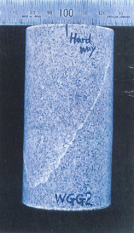 岩石の破壊実験